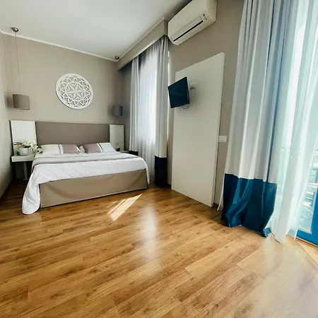 Hotel Mediterraneo 3*